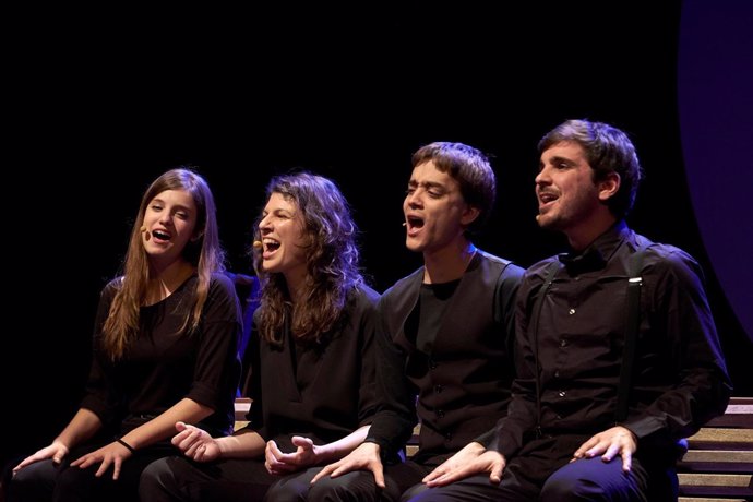 Quartet Melt canta el último siglo de historia catalana en el Molino