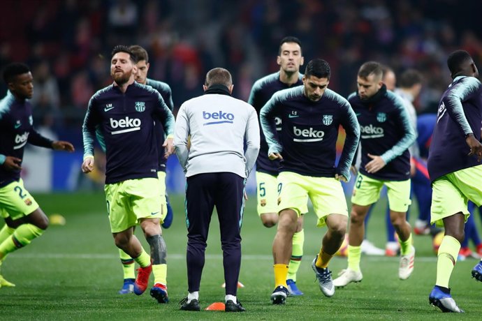 Soccer: La Liga - Atletico de Madrid v FC Barcelona