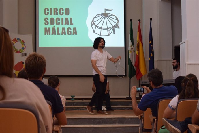 La Noria Málaga curso formación escuela impacto social circo programa innovación