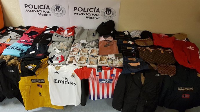Prendas falsas requisadas por Policía Municipal