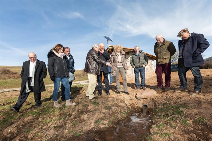 Díaz Tezanos inaugura obras de mejora de suministro de agua