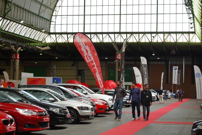 Una de las ferias del automóvil que se celebran en Aragón