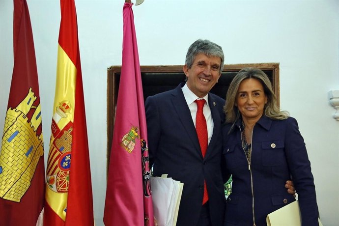 Tolón y Sabrido tras aprobar las cuentas de 2019