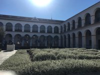 Adelante Andalucía y Vox compartirán planta en el Parlamento tras la distribución de las dependencias de los grupos