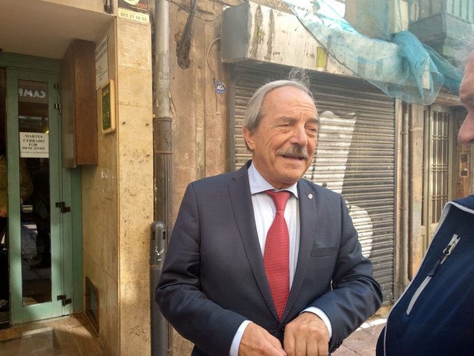 El alcalde de Oviedo, Wenceslao López