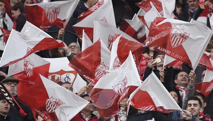 Afición del Sevilla en el Sánchez-Pizjuán