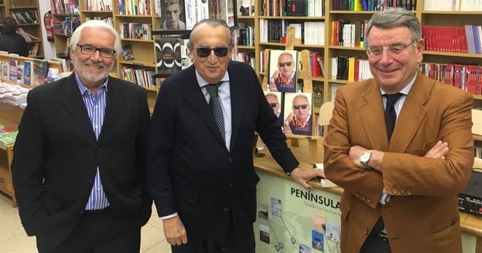 Carlos Fabra presenta su autobiografía en Valncia