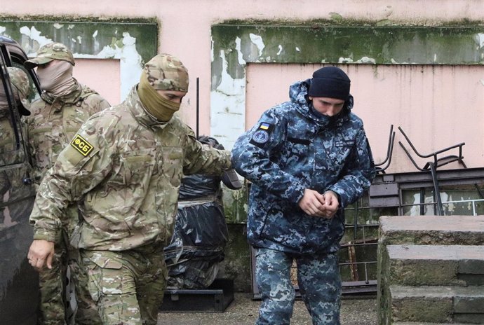 Marino ucraniano comparece en un tribunal de Crimea