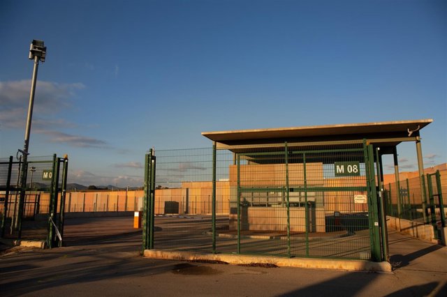 El juez de Manresa dijo que no era competente para dar permiso a Rull pero la cárcel sí podía