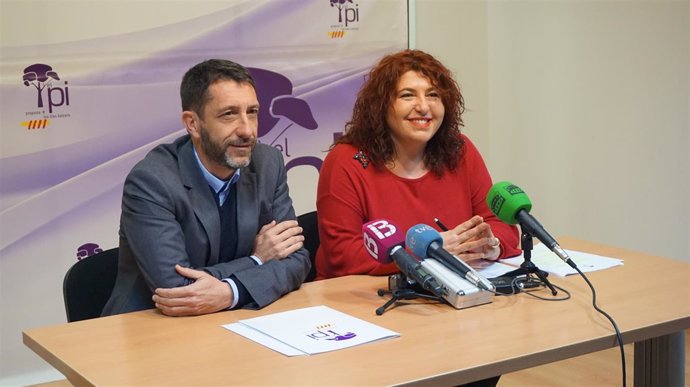 Maria Antnia Sureda y Antoni Amengual presentan el proceso de primarias del PI