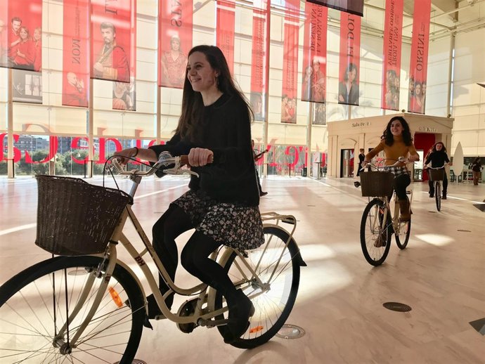 Performance de presentación de Afanys damor perduts en el TNC