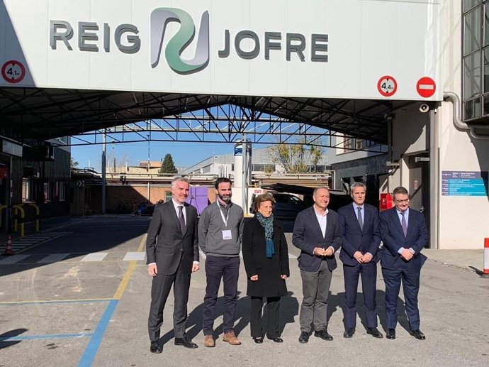 Ignasi Biosca (ceo Reig Jofre) a izquierda; Antoni Poveda, alcalde St.Joan Despí