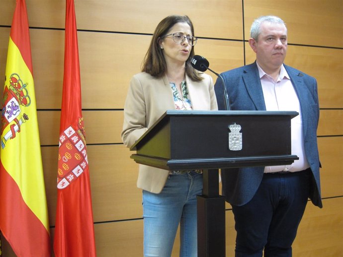 Susana Hernández Y Juan Vicente Larrosa Del PSOE