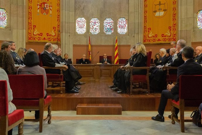 Jura de los nuevos jueces que ejercerán en Cataluña y toma de posesión del nuevo
