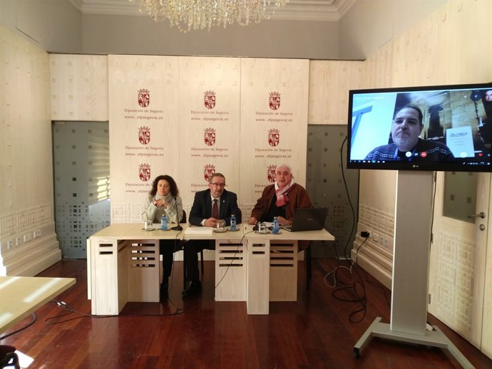 Presentación del evento en el Salón del Trono de la Diputación de Segovia. 10-1