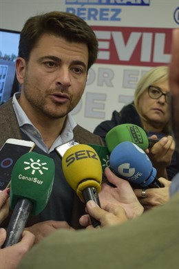 El portavoz del PP del Ayuntamiento de Sevilla, Beltrán Pérez