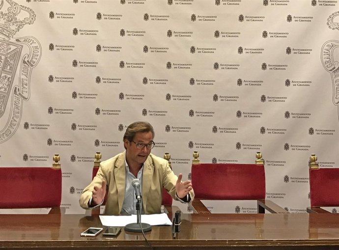  El portavoz adjunto del Grupo Municipal del PP, Antonio Granados