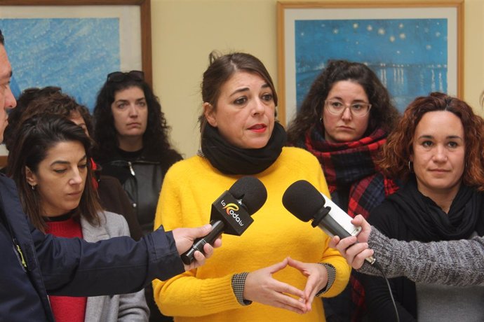 La responsable del área feminista del PCA, Elena Cortés