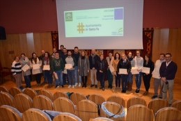 Entrega de acreditaciones a participantes de los planes EmpleoJoven y Empleo30+