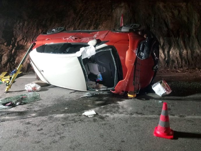 Vehículo siniestrado en Mojácar