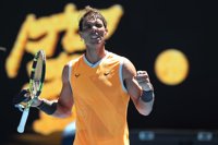Nadal supera con buenas sensaciones su debut en Melbourne
