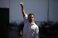 La UE insta a Caracas a garantizar "libertad e integridad física" de Guaidó tras su detención "arbitraria"