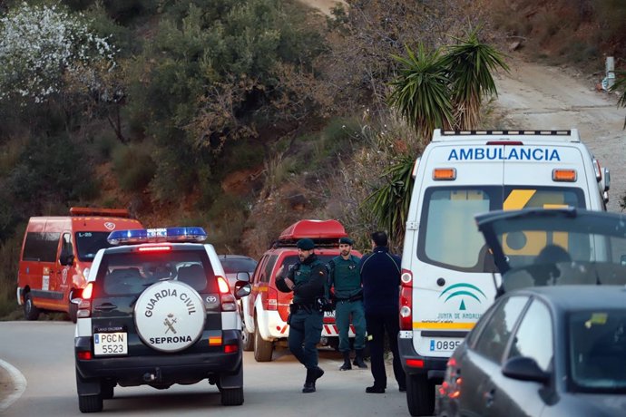 La búsqueda del niño en Fuengirola continúa.    MLG(TOTALÁN)14012019.- Bombero