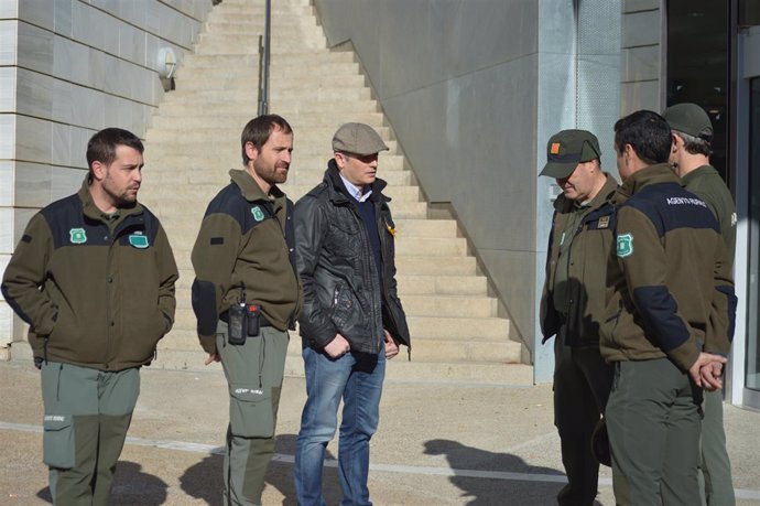 Agentes rurales el pasado miércoles en la Audiencia de Lleida