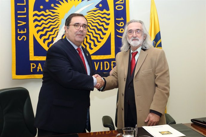 Firma de convenio entre la UPO y la Fundación Antonio Guerrero