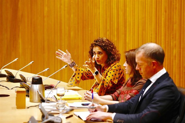 La ministra de Hacienda, María Jesús Montero, en el Congreso