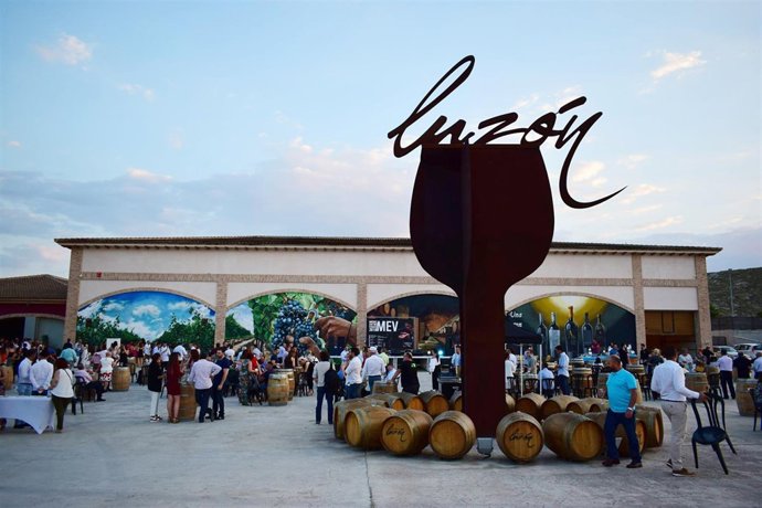 Actividad Música Entre Vinos Bodegas Luzón