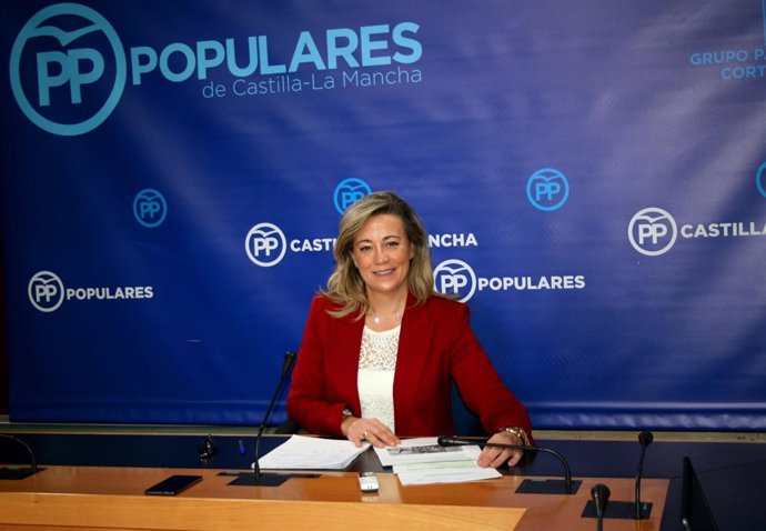 Gpp Clm (Cortes De Voz Y Fotografía) Lola Merino, En Rueda De Prensa 150119