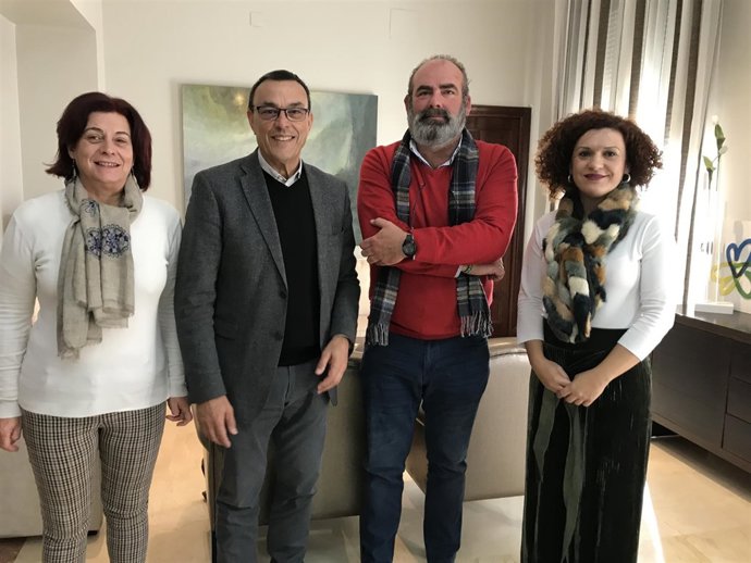 Reunión entre Diputación y FAC.