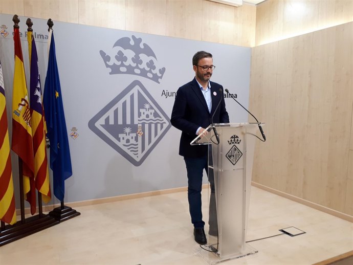 El regidor José Hila presenta las ayudas a barrios vulnerables