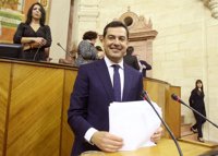 Juanma Moreno propone medidas culturales como una ley del flamenco y una tarjeta turística cultural