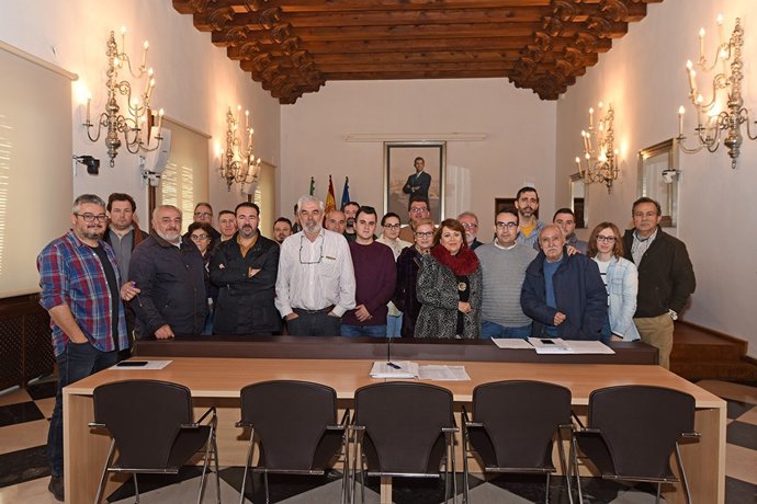 [Grupoextremadura] Foto Y Pie De Foto Mesa Electoral Diputación De Cáceres