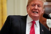 Trump urge a los demócratas a liberar el dinero para el muro ante la llegada de una nueva caravana de migrantes