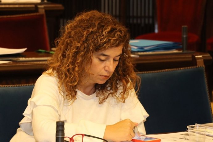 Portaveu del Govern, Pilar Costa