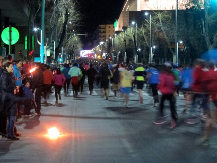 Corredores enfilan la subida de la avenida de Madrid en una San Antón anterior.