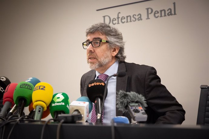 Roda de premsa a Barcelona de l'advocat Jordi Pina