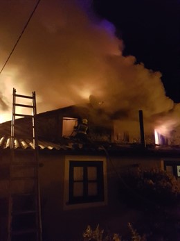 Incendio de la vivienda en Rozadio