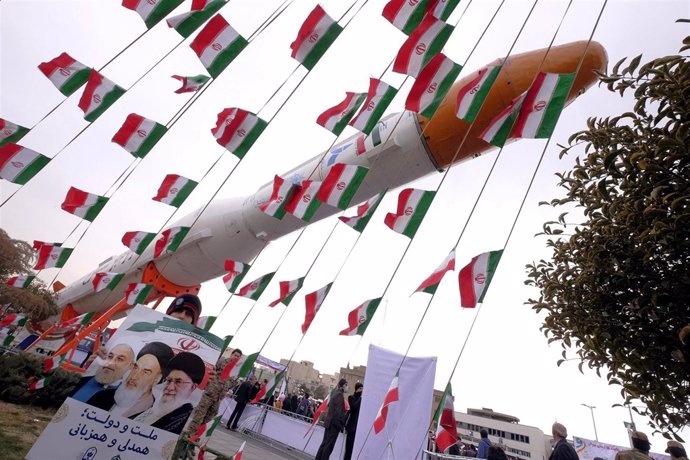 Banderasde Irán durante un acto en Teherán