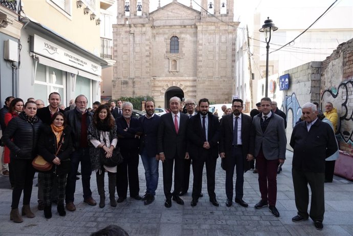 El Ayuntamiento De Málaga Informa: El Barrio Del Perchel Sur Luce Una Renovada A