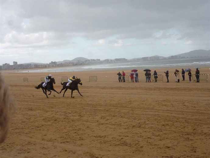 Derby Playa de Laredo 