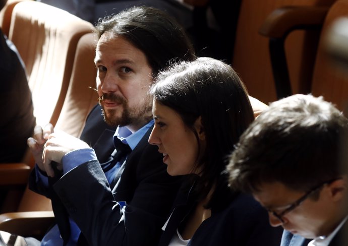 Pablo Iglesias, Irene Montero e Iñigo Errejón en el debate de la moción