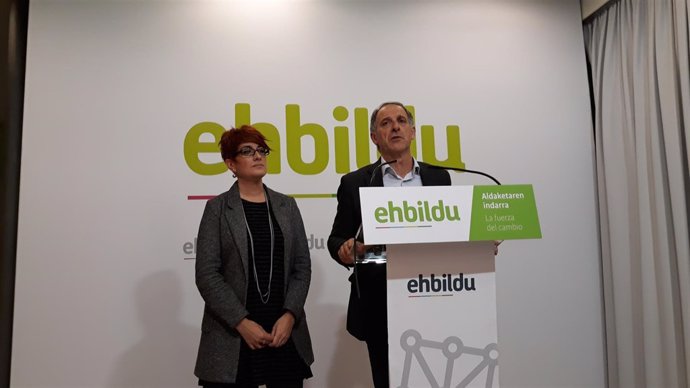 Adolfo Araiz y Bakartxo Ruiz, parlamentarios de EH Bildu