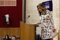 Susana Díaz traslada a Moreno que estará "a disposición de Andalucía" y frente a "ataques" a la autonomía