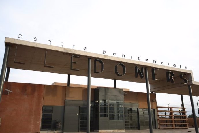 Imatge exterior de la presó de Lledoners a Sant Joan de Vilatorrada (Bacelona)