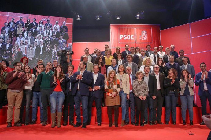 El ministro de Fomento, José Luis Ábalos, interviene en el acto de presentación 