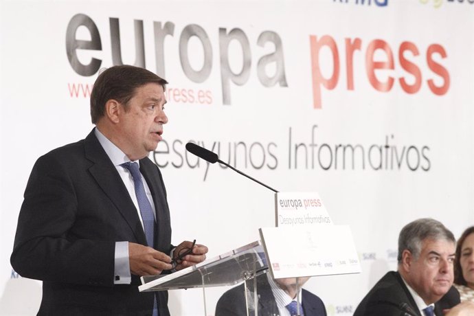 Esmorzar Informatiu d'Europa Press amb el ministre d'Agricultura, Luis Planas
